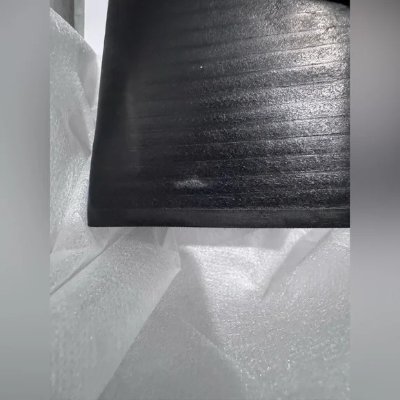 BLONDO Twila Waterproof Knee High Suede Boot
Size 8 - Picture 9 of 9